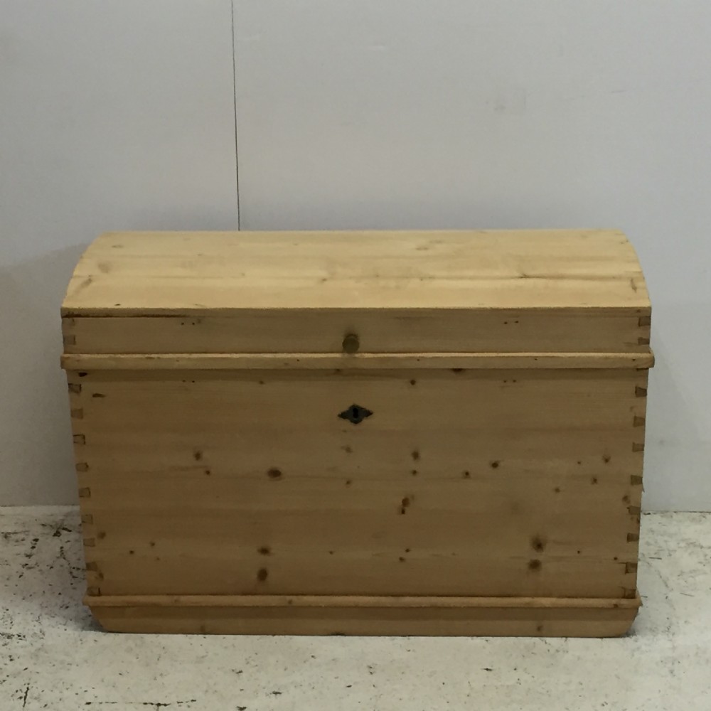 19TH CENTURY OLD DOME TOP LINEN CHEST 