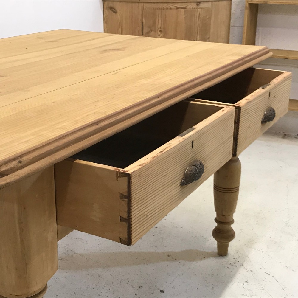 Old English Pine Country Kitchen Table  View III