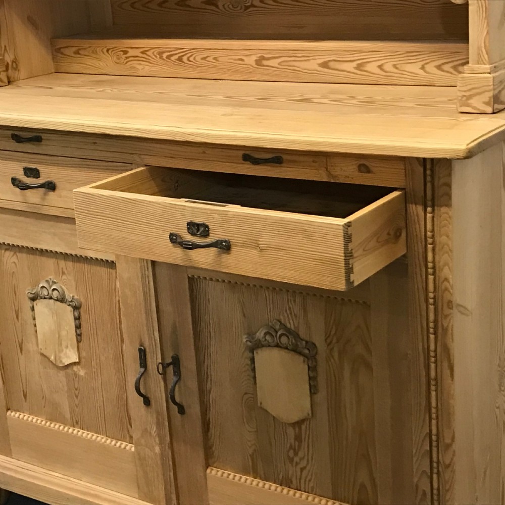 Large Old Pine German Dresser c.1925 View XIV