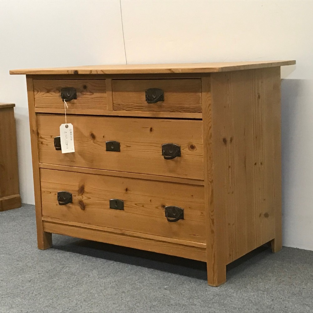 SMALL POLISHED PINE CHEST OF DRAWERS C.1920 View II
