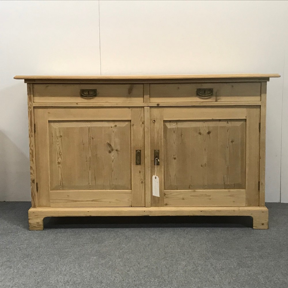 Classic Old Pine Kitchen Sideboard c.1920