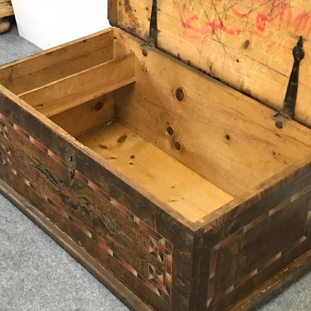 Very Old Small Painted Pine Linen Box  View VII