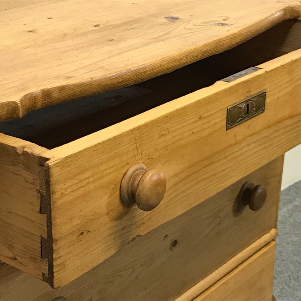 SMALL ANTIQUE PINE CHEST OF DRAWERS View VI