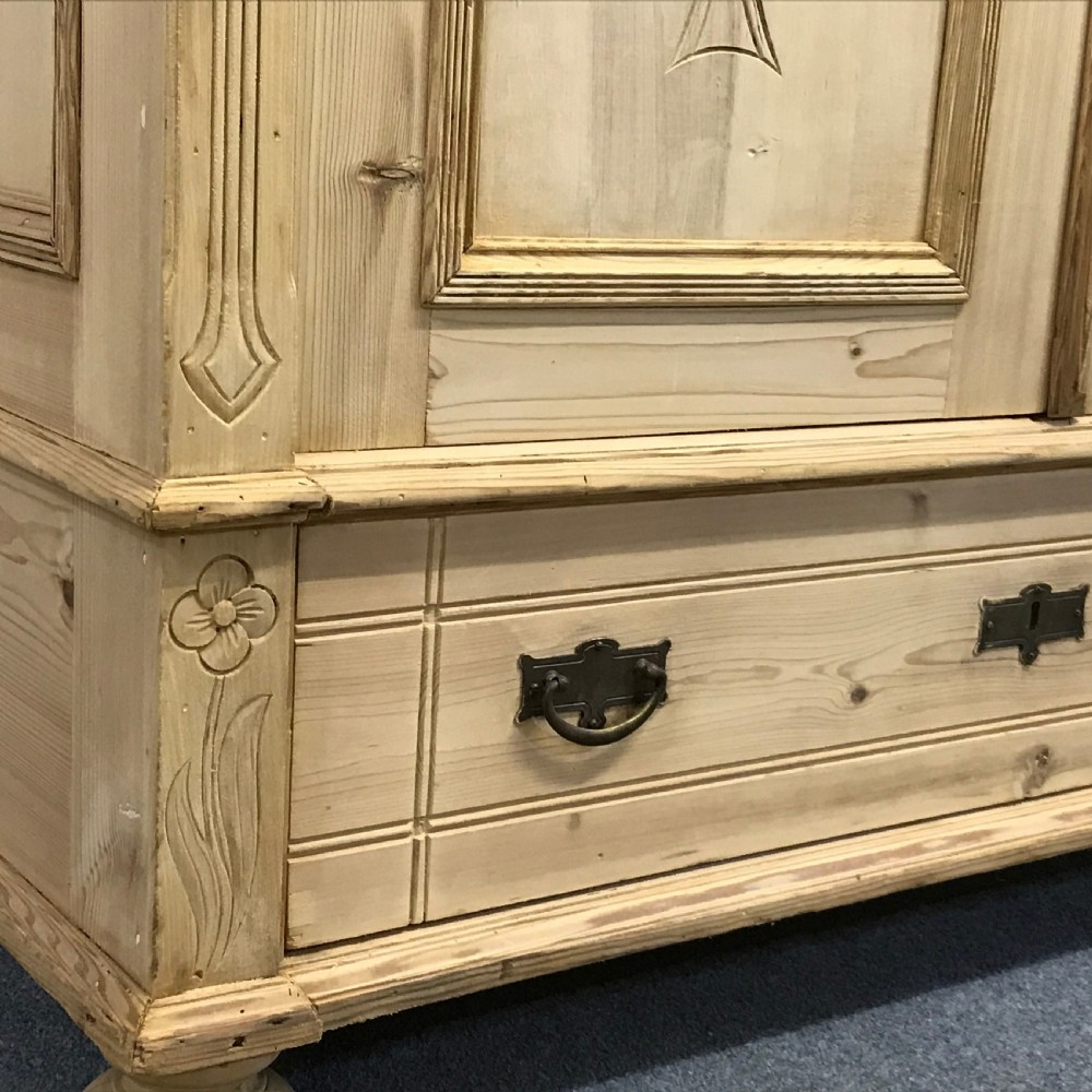 Small & Deep Double Door Antique Pine Wardrobe View IX