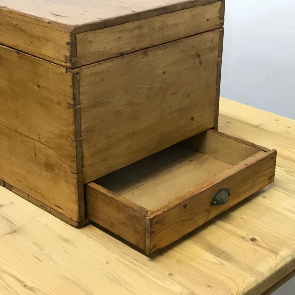 CHARMING VICTORIAN PINE TOY BOX  View IV