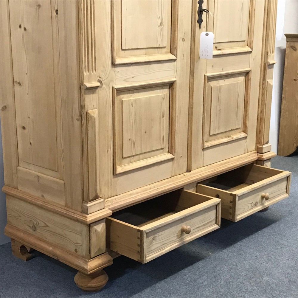TURN OF THE CENTURY DOUBE PINE WARDROBE View IX
