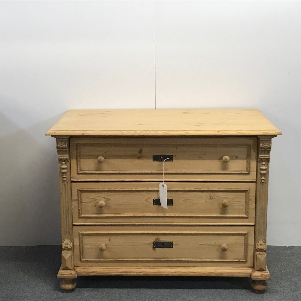 ANTIQUE PINE CHEST OF DRAWERS C.1915