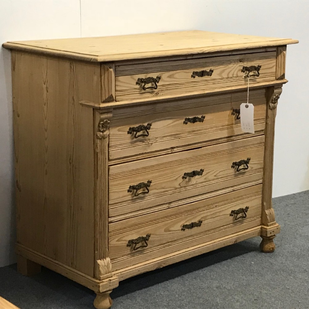 ANTIQUE PINE CHEST OF 4 DRAWERS View II