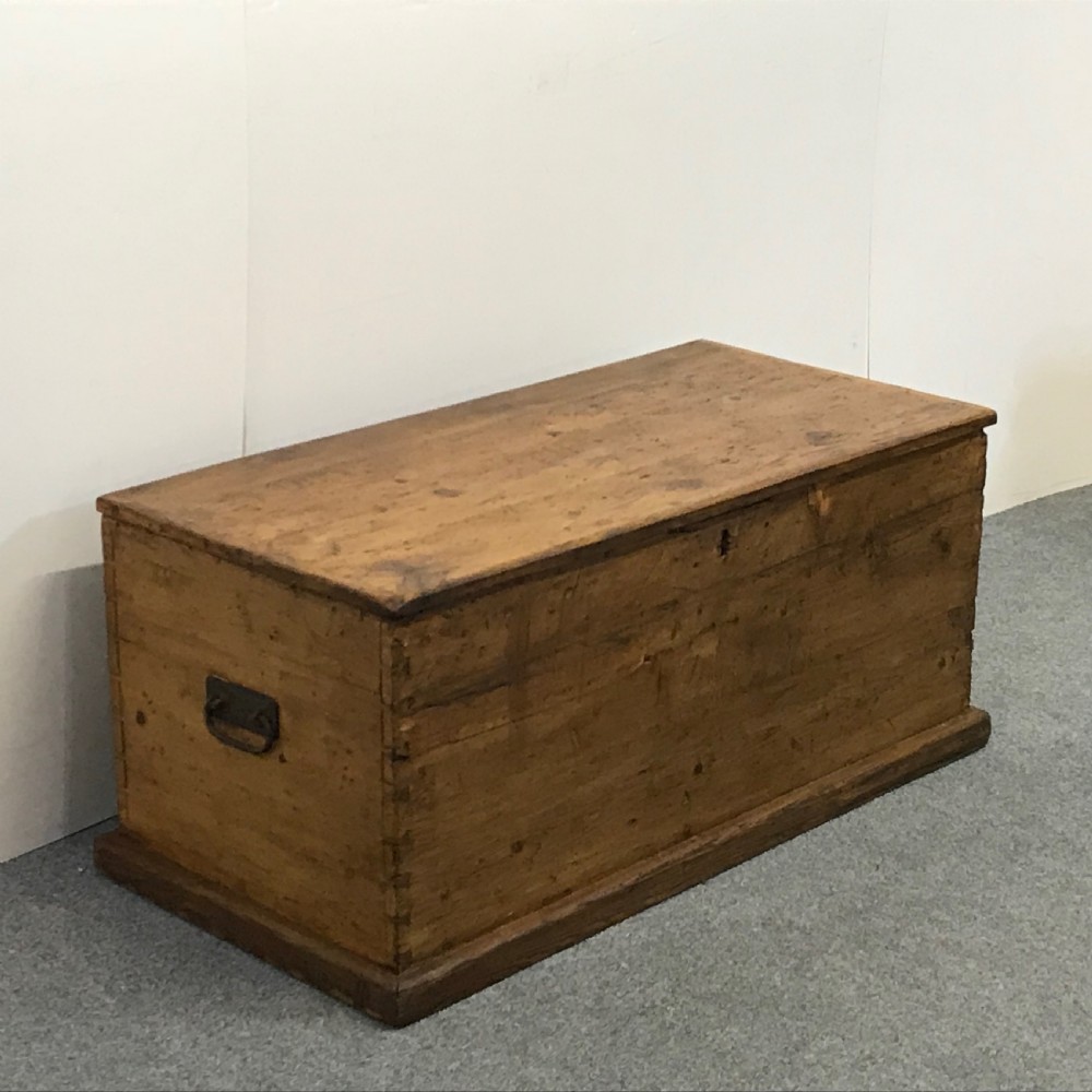 OLD ENGLISH PINE LINEN CHEST  View II