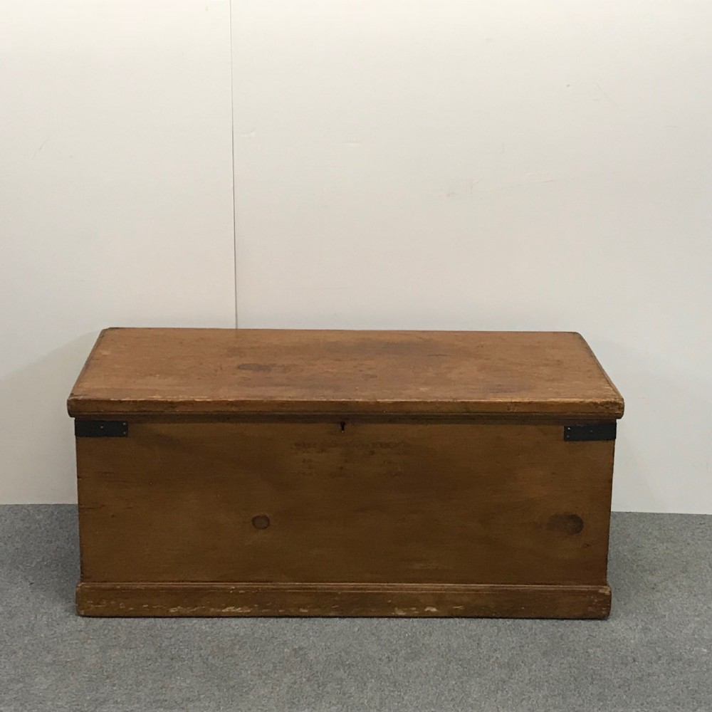 EARLY VICTORIAN PINE CHEST 