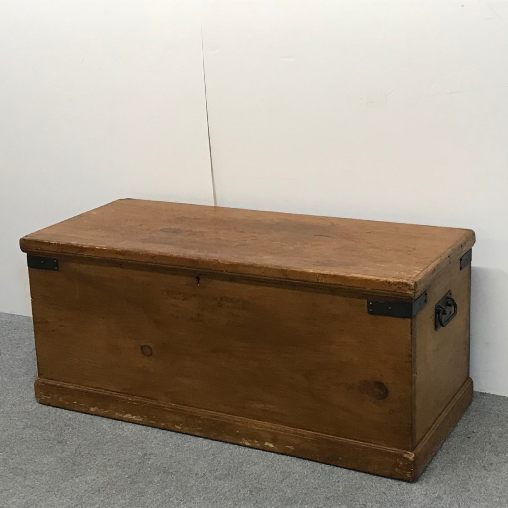 EARLY VICTORIAN PINE CHEST  View III