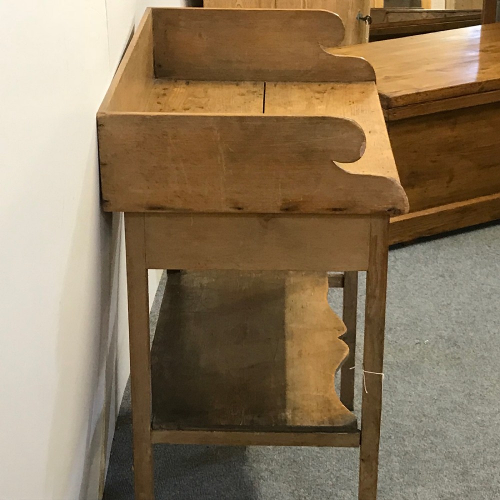 SMALL VICTORIAN PINE WASH STAND  View V