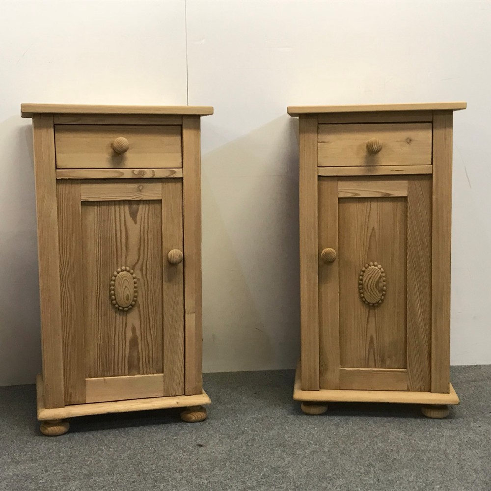 PAIR OF ANTIQUE PINE BEDSIDE CUPBOARDS