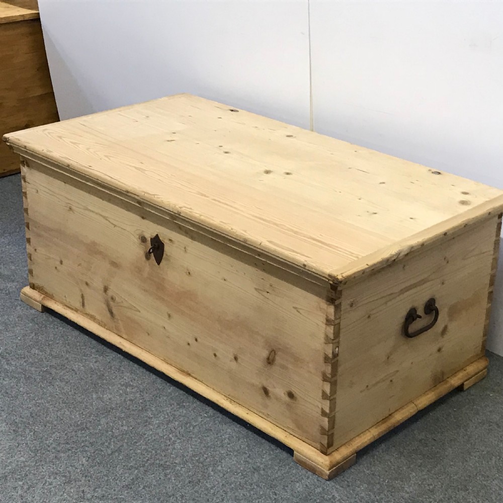 1800's Solid Old Pine Blanket Chest View III