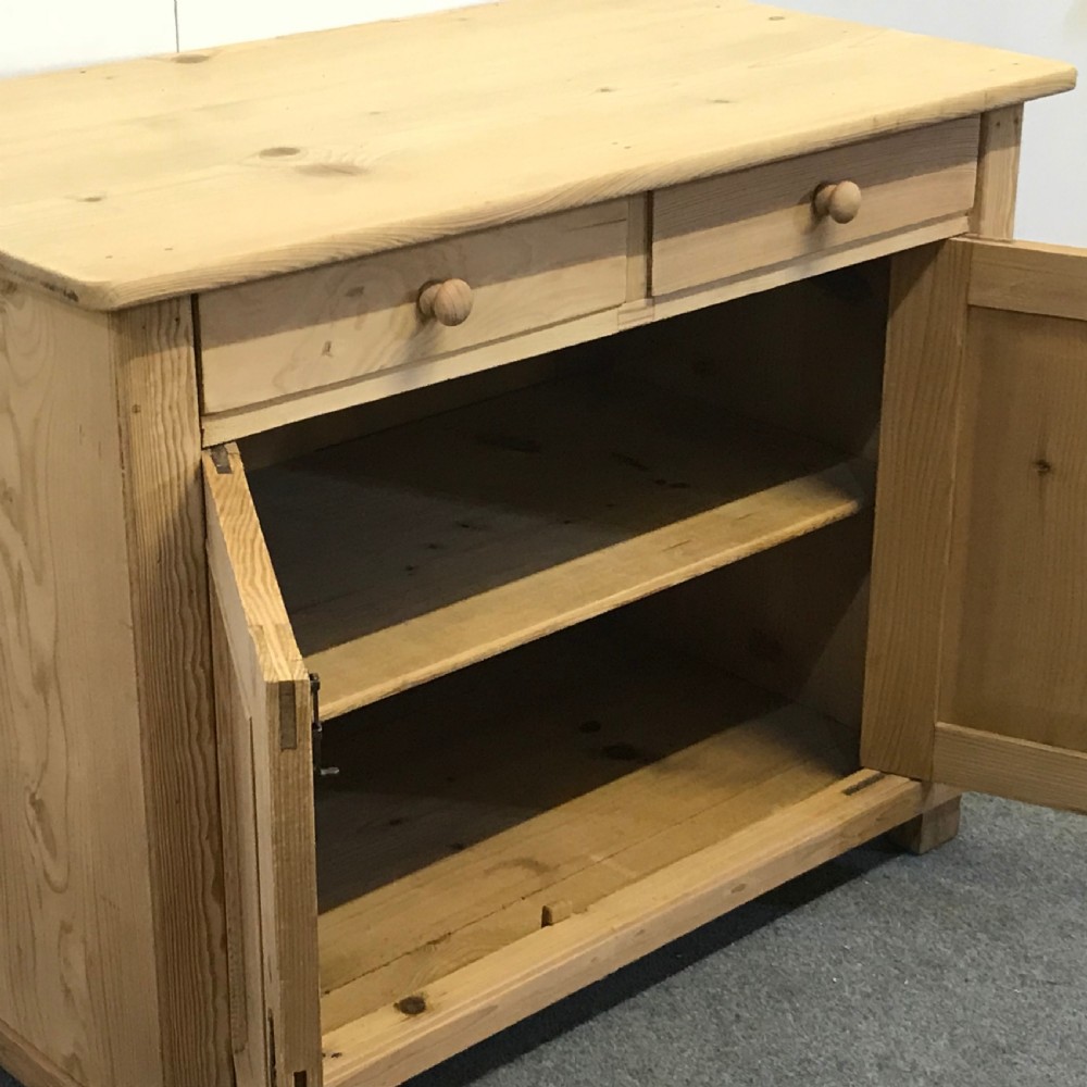 1920's SMALL PINE KITCHEN FARMHOUSE CUPBOARD View IV