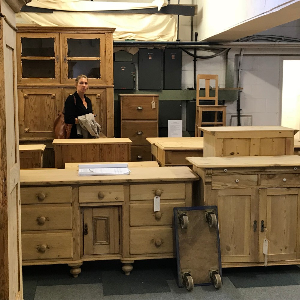 LARGE VICTORIAN PINE GLAZED DRESSER  View V