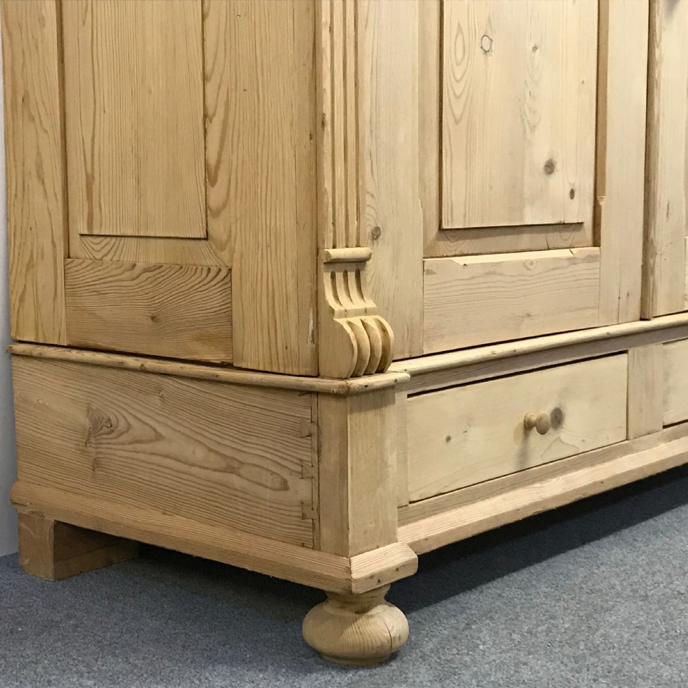 ANTIQUE PINE DOUBLE WARDROBE WITH BOTTOM DRAWERS View VII