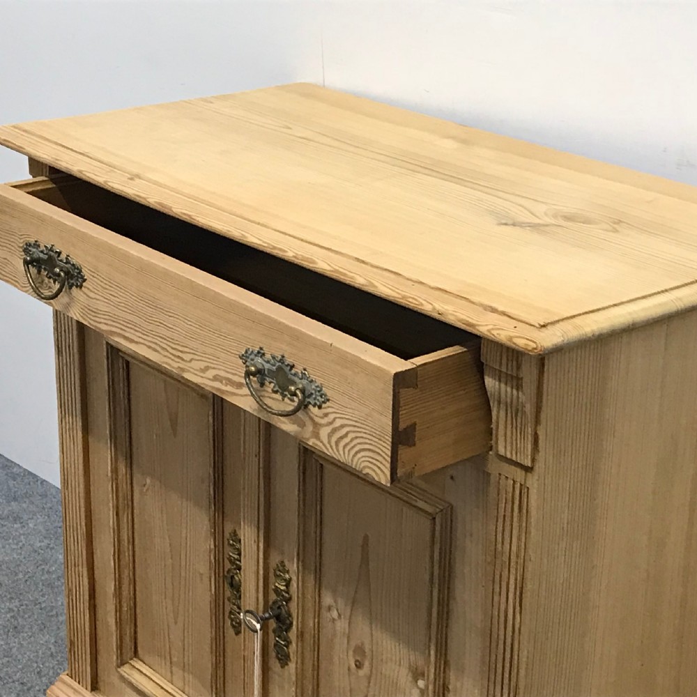 ANTIQUE PINE BEDSIDE CUPBOARD View V