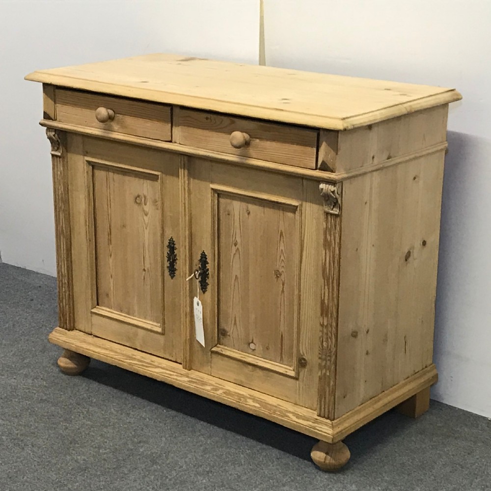ANTIQUE PINE KITCHEN CUPBOARD View IV