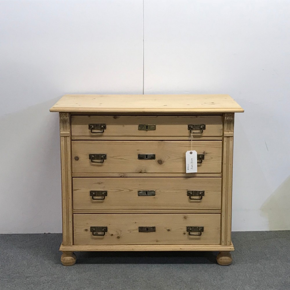 ANTIQUE CONTINENTAL PINE CHEST OF 4 DRAWERS