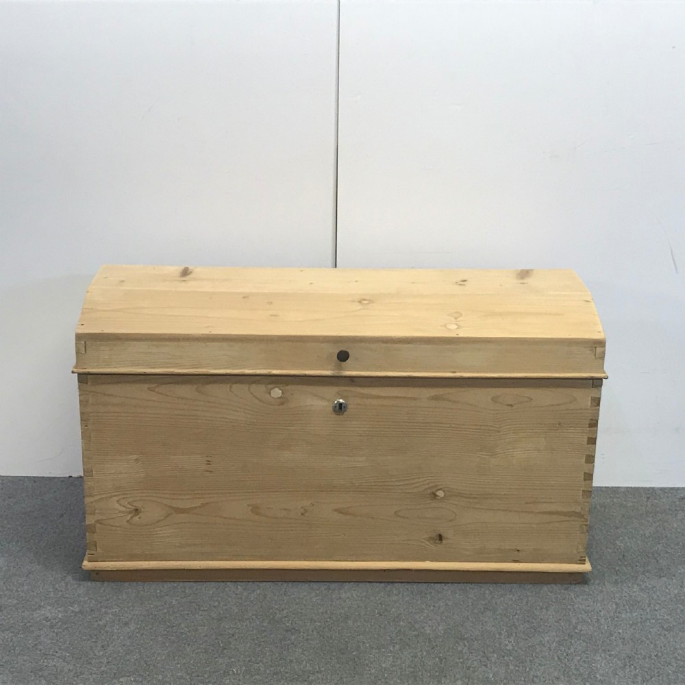 Old Pine Blanket Chest c.1910