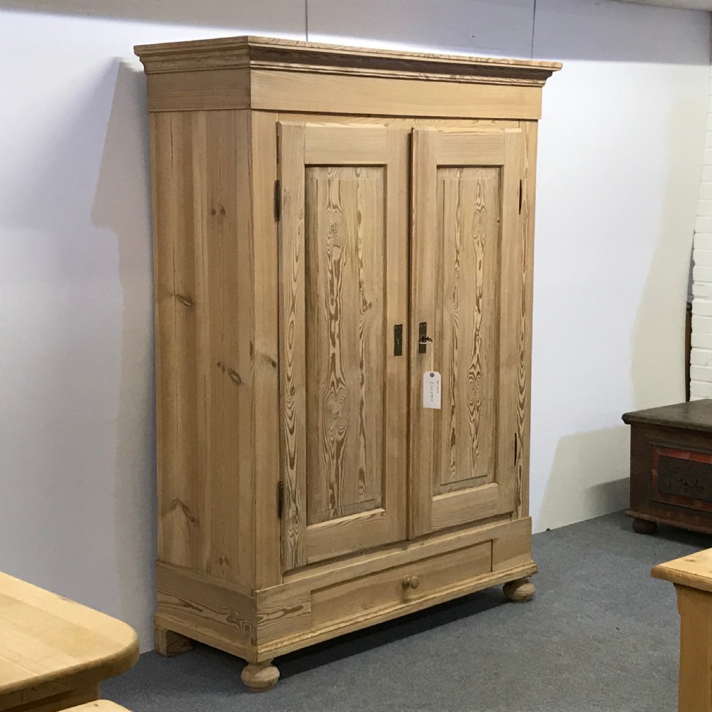 ANTIQUE PINE DOUBLE WARDROBE WITH DRAWER (DISMANTLES) View III