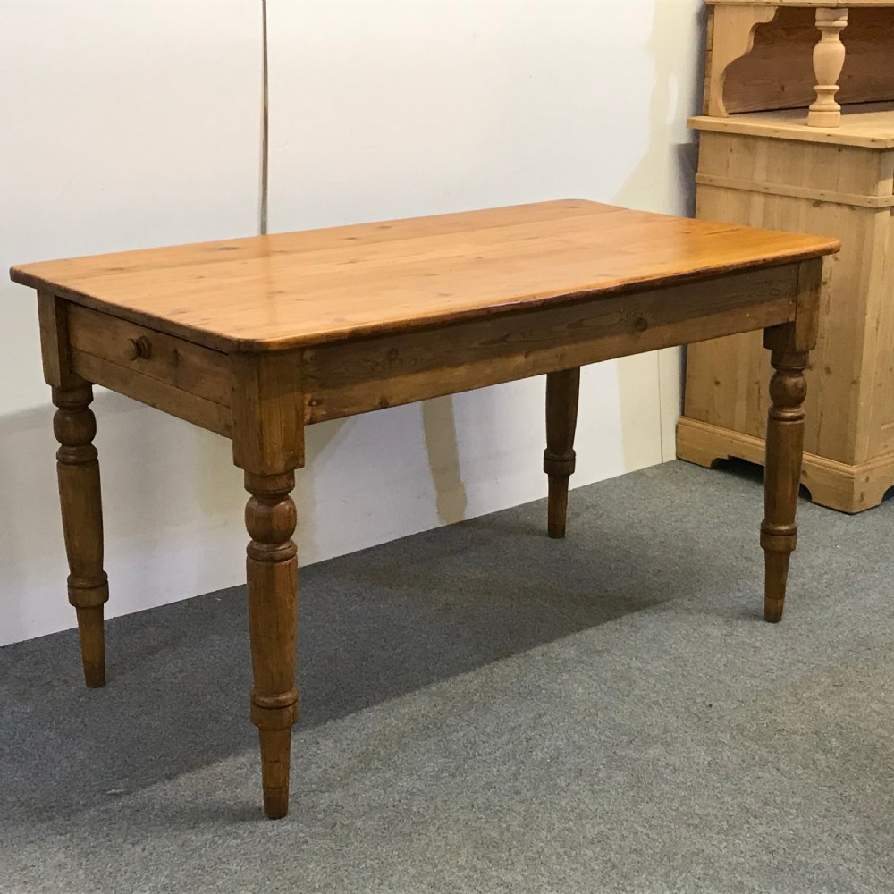 OLD ENGLISH PINE TABLE  View III