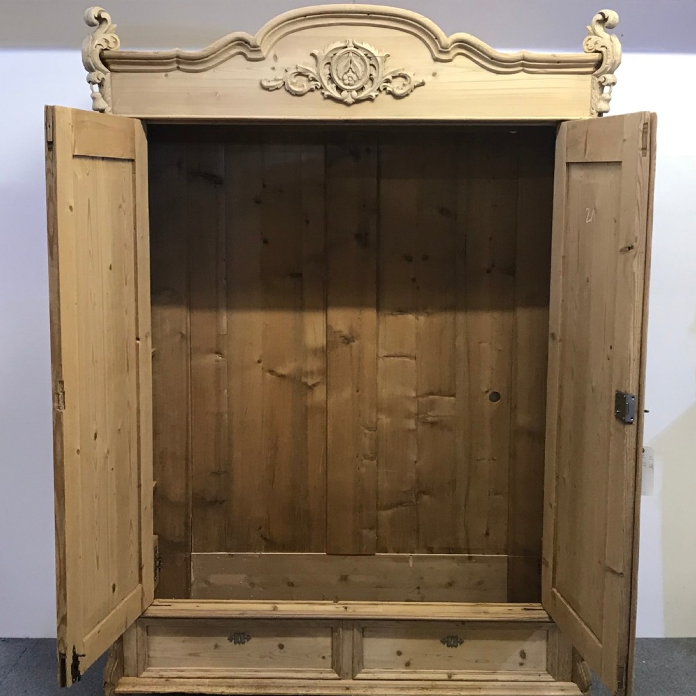 Beautiful 1800's Large Double Pine Wardrobe (Dismantles) View VIII
