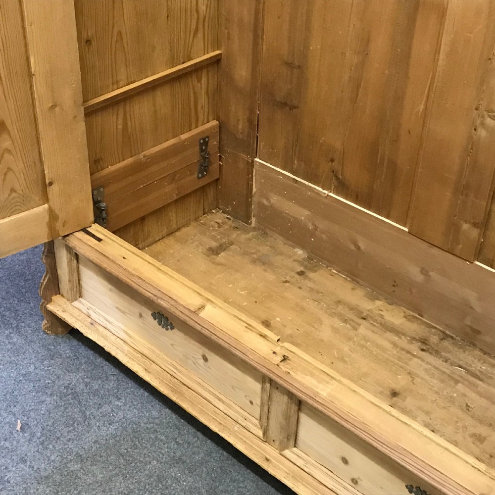 Beautiful 1800's Large Double Pine Wardrobe (Dismantles) View IX