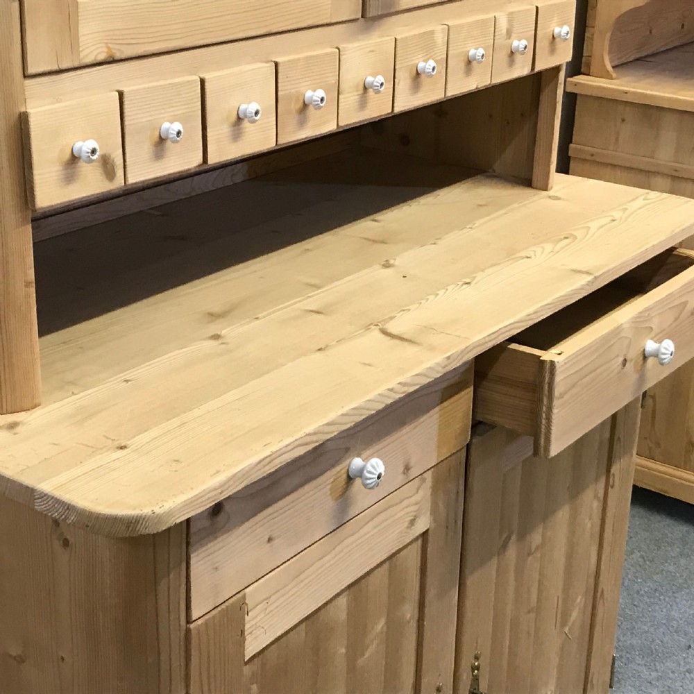 PINE GLAZED TOP DRESSER C.1920 View VII