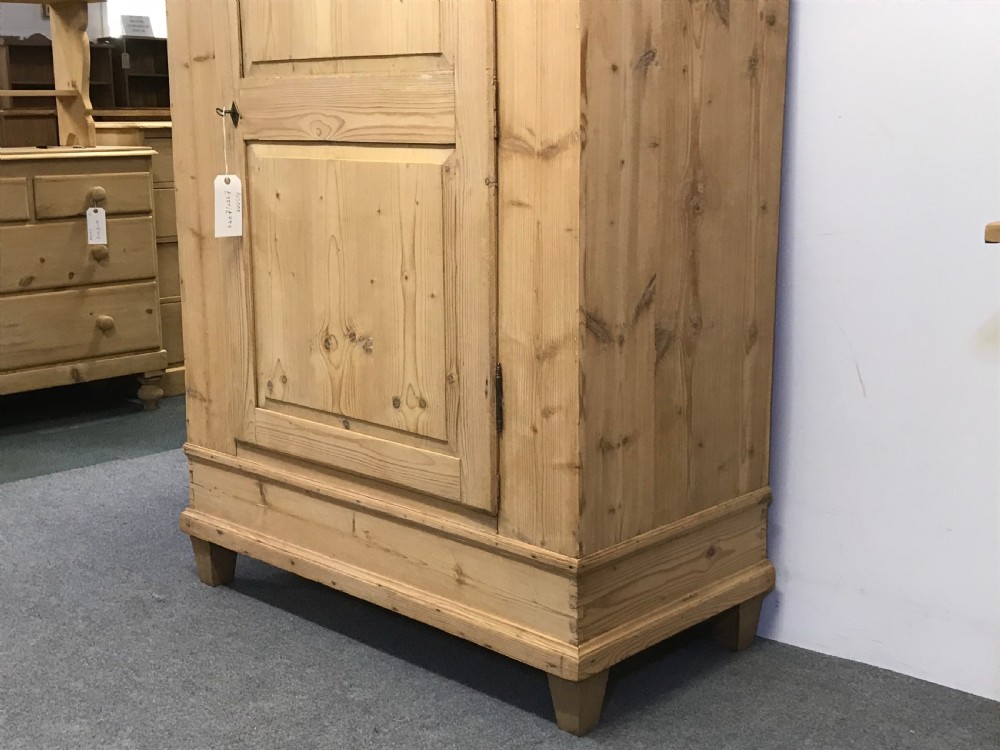 LATE 1800's  DEEP SINGLE DOOR WARDROBE (DISMANTLES) View VI