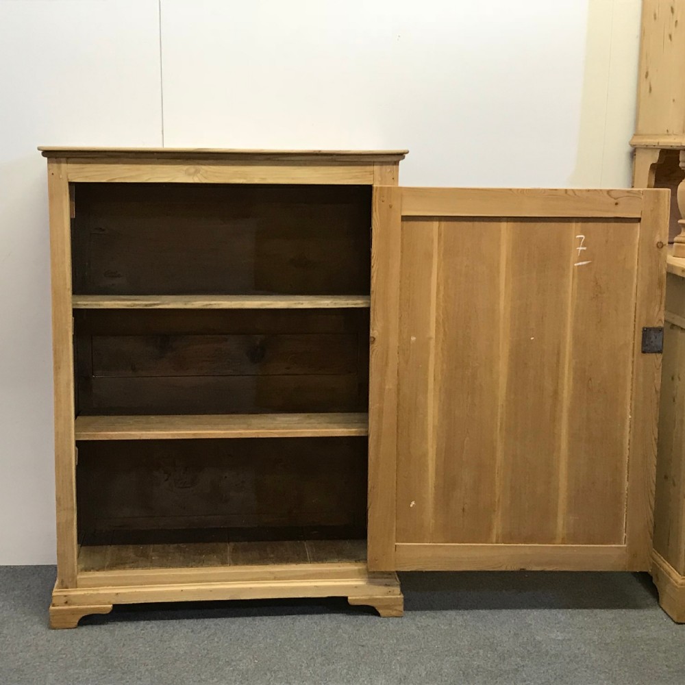 SHALLOW OLD PINE HALL CUPBOARD  View II