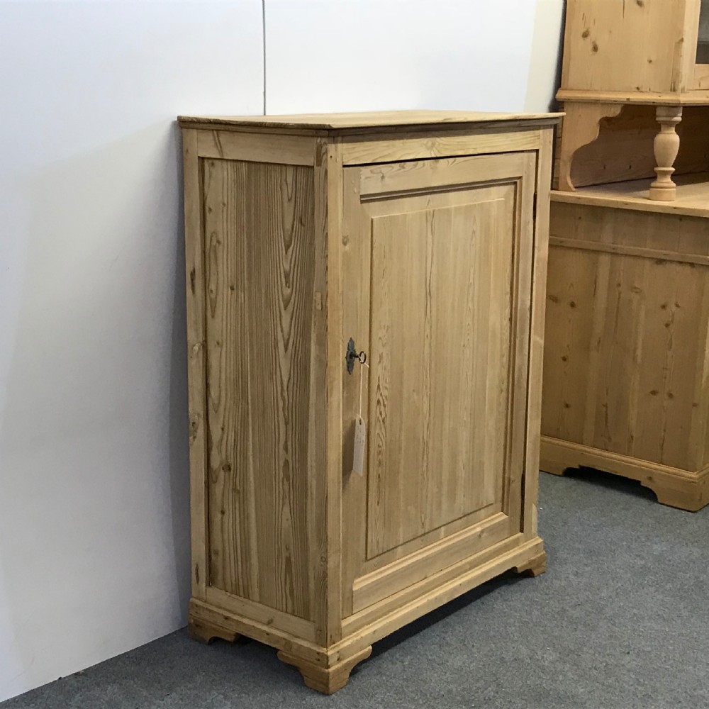 SHALLOW OLD PINE HALL CUPBOARD  View IV
