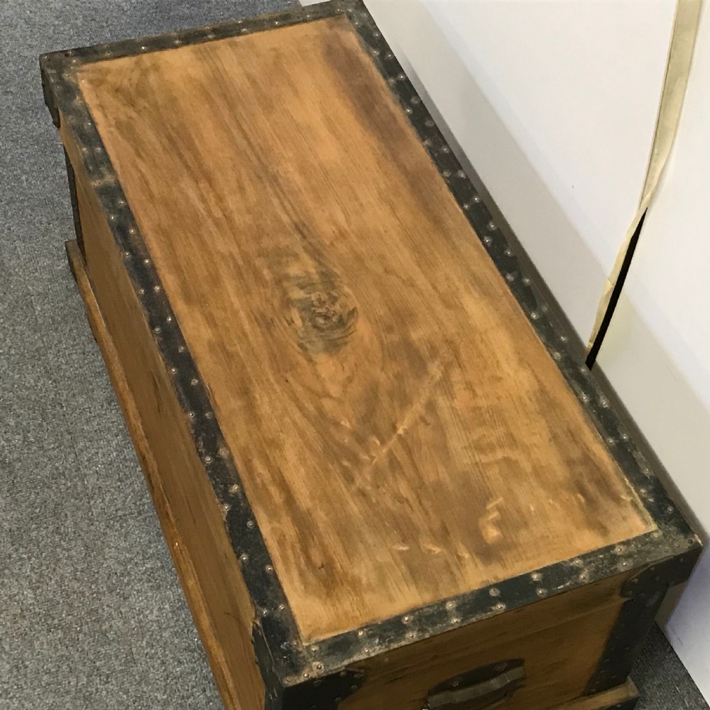 OLD ENGLISH WOODEN STEAMER TRUNK View IV