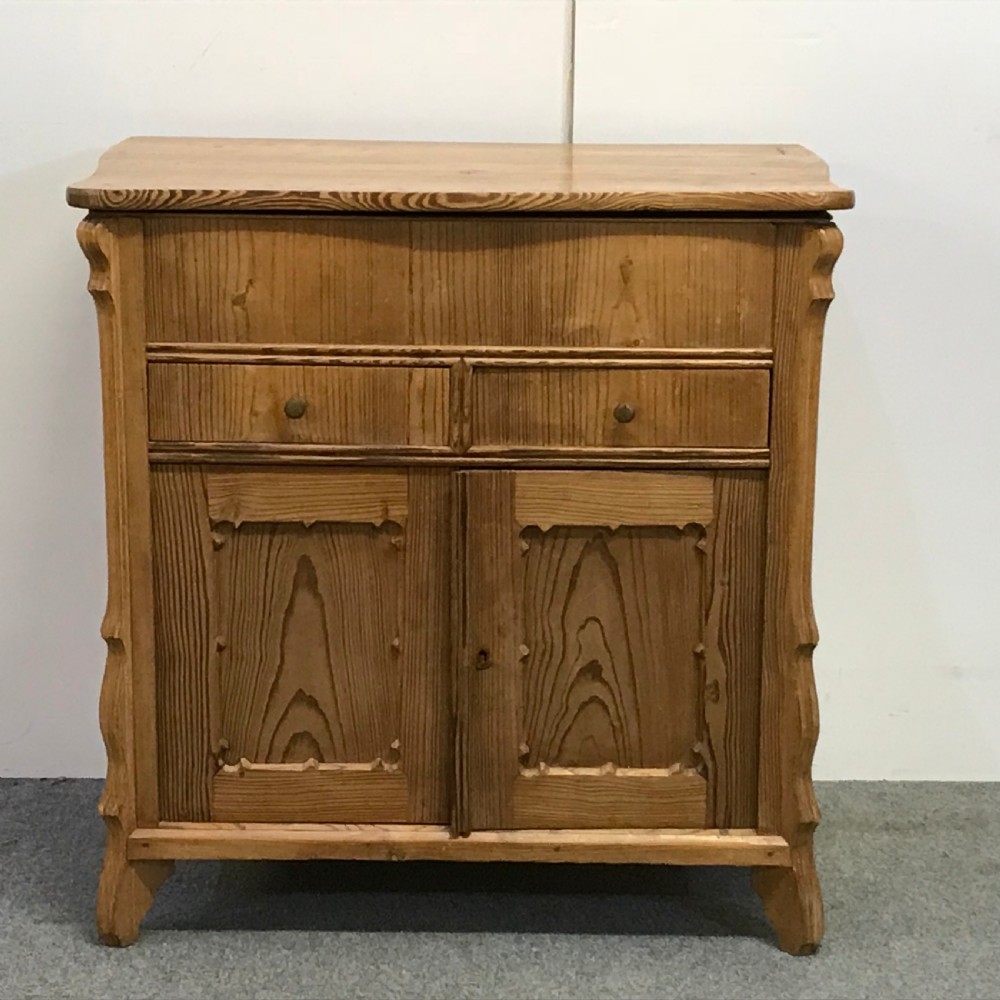 OLD PINE LIFT TOP WASHSTAND (1920'S)