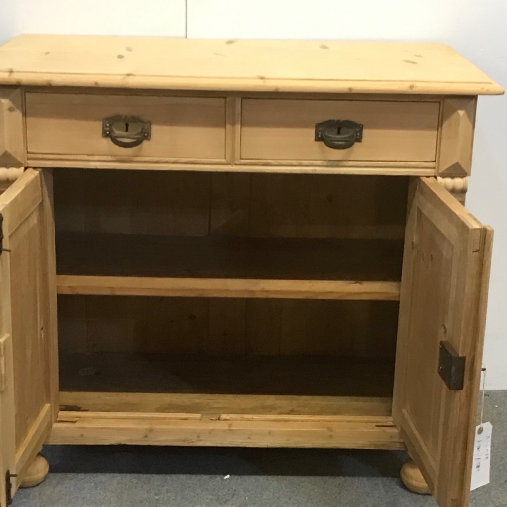 SMALL ANTIQUE PINE BEDSIDE CUPBOARD View II