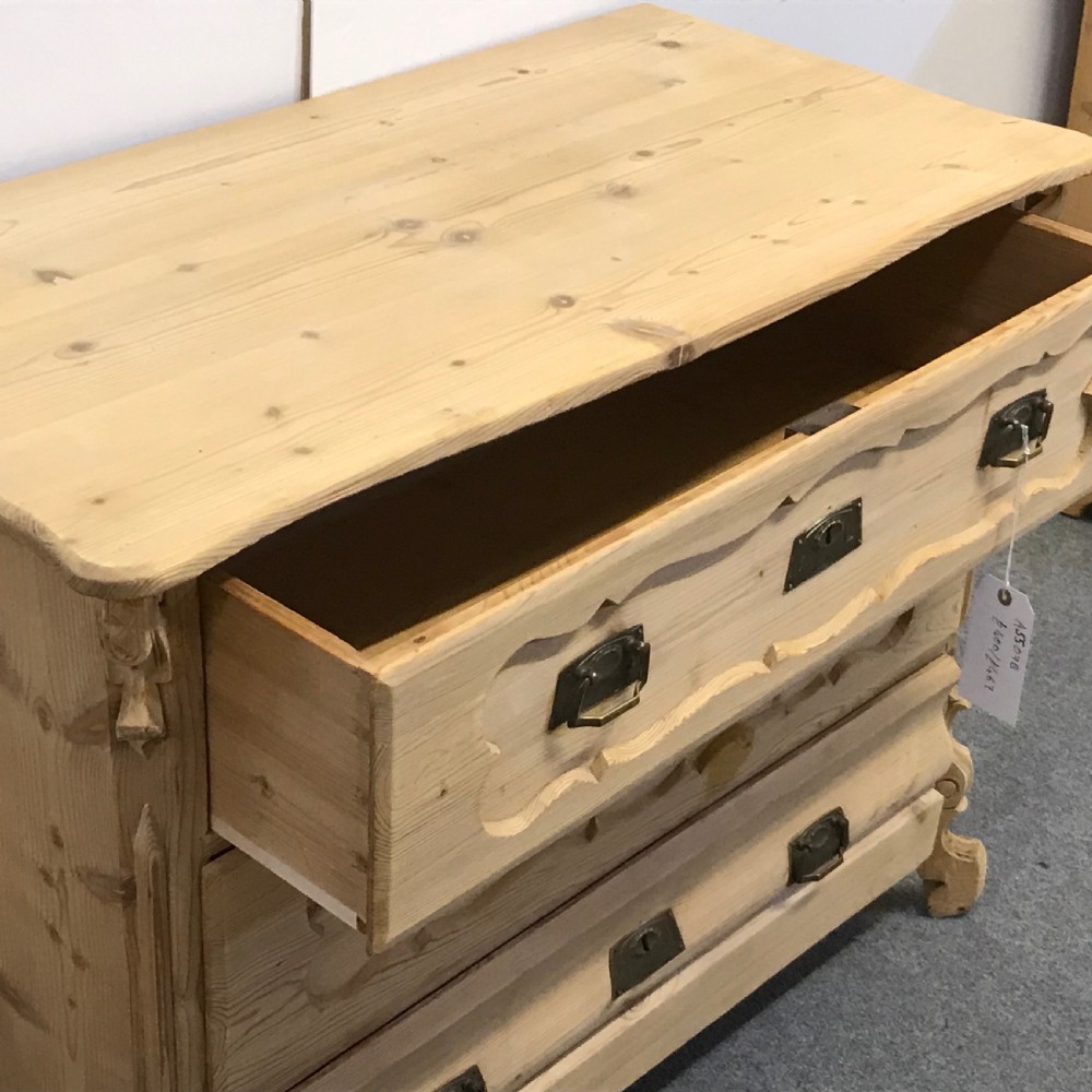 ANTIQUE GERMAN CHEST OF DRAWERS C.1910 View IV