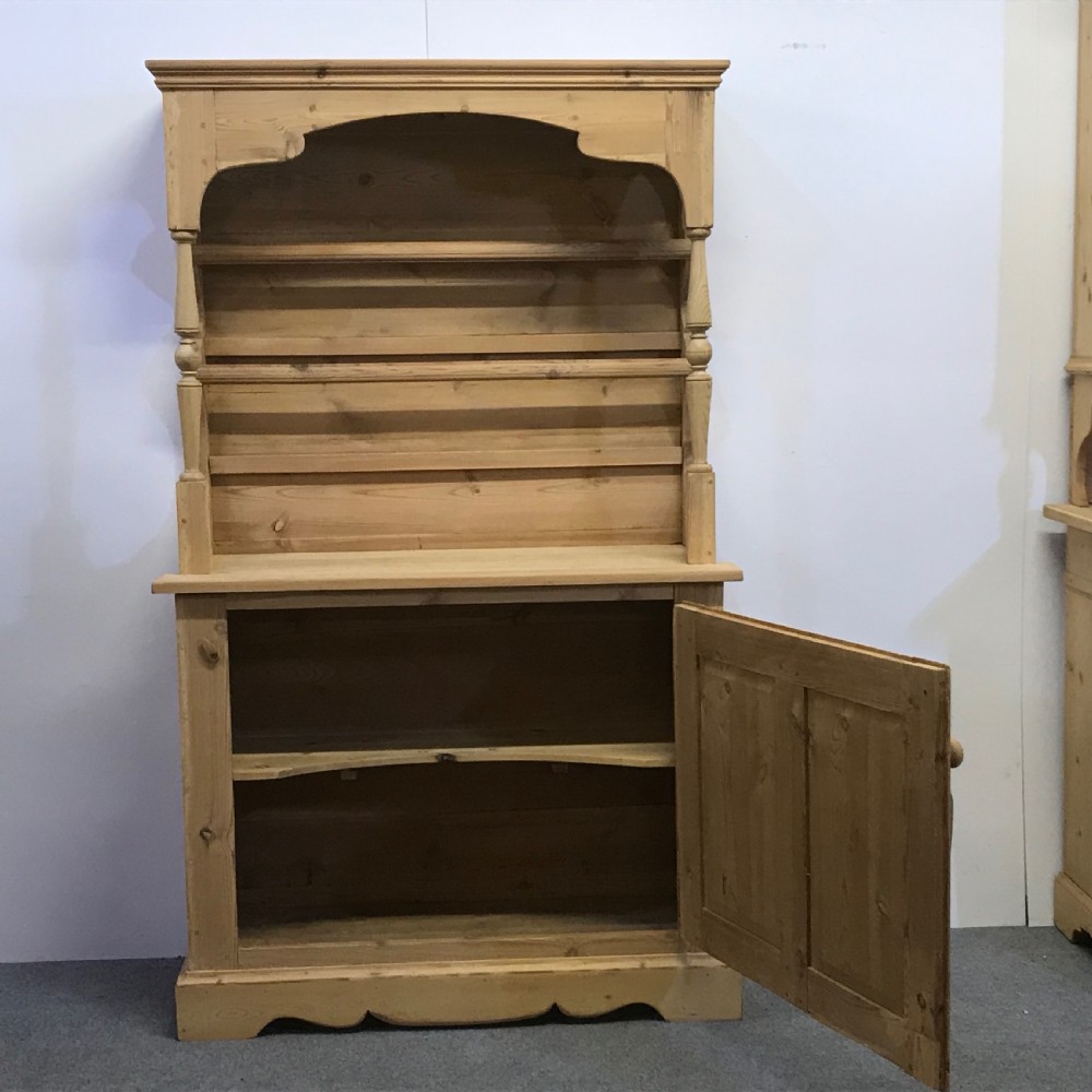 OLD PINE OPEN TOP FARMHOUSE DRESSER WITH PLATE RACKS  View II