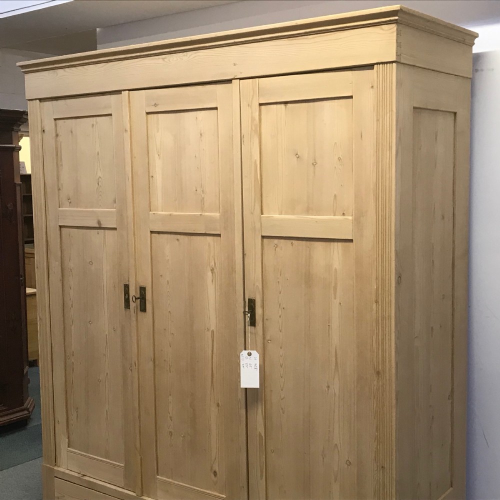 Large Triple Door Antique Pine Wardrobe (Dismantles) View V