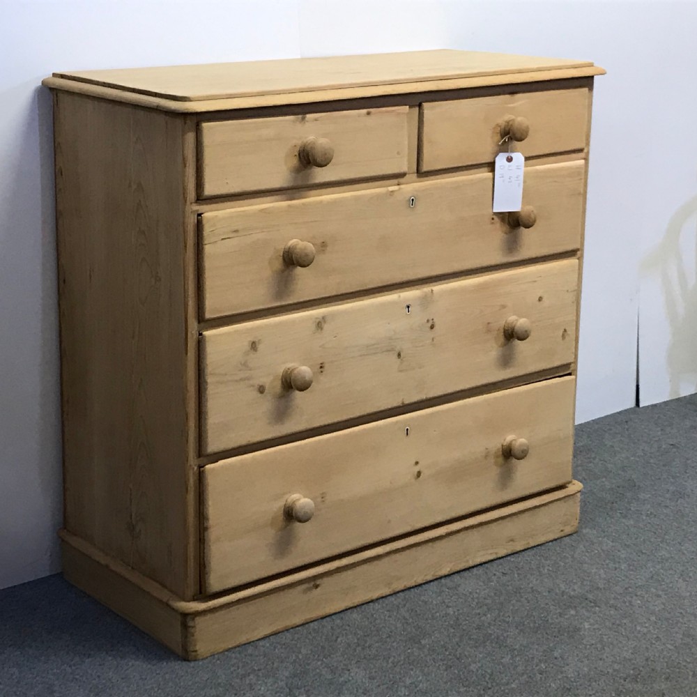 ENGLISH VICTORIAN PINE CHEST OF DRAWERS View II