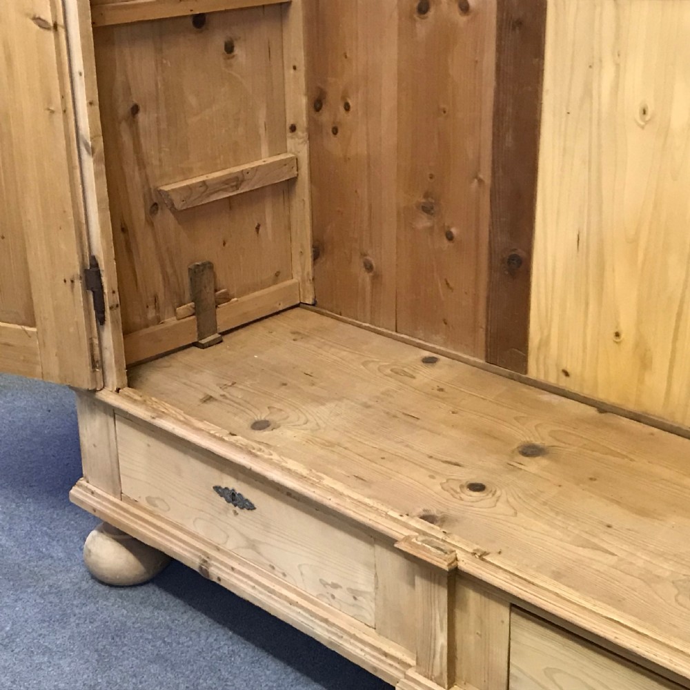 VERY LARGE ANTIQUE PINE TWO DOOR WARDROBE (DISMANTLES) View III
