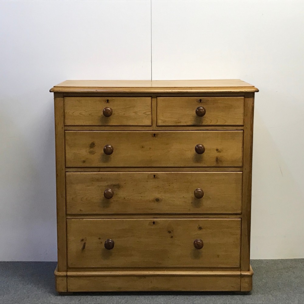 POLISHED VICTORIAN PINE CHEST OF DRAWERS 
