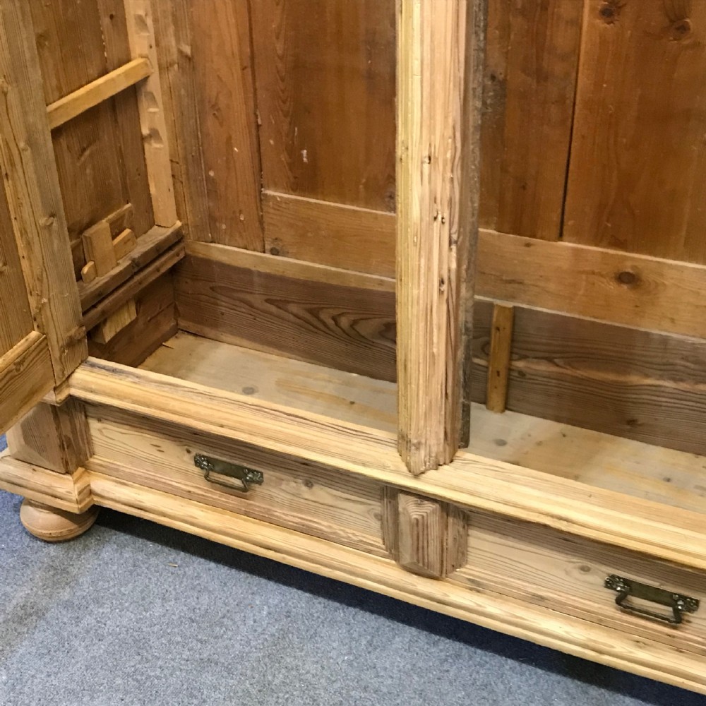 LARGE DECORATIVE ANTIQUE PINE CUPBOARD (DISMANTLES) View III