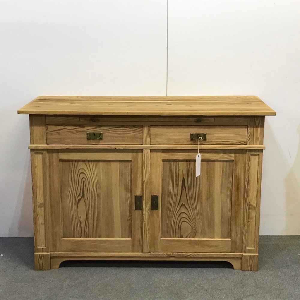 OLD PINE FARMHOUSE KITCHEN DRESSER BASE View VII