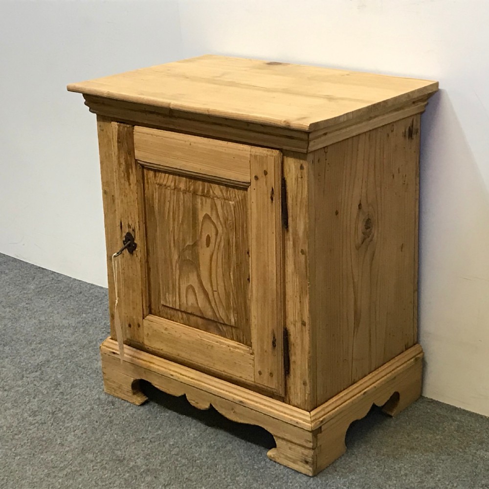 CHARMING LITTLE OLD PINE BEDSIDE CUPBOARD View III