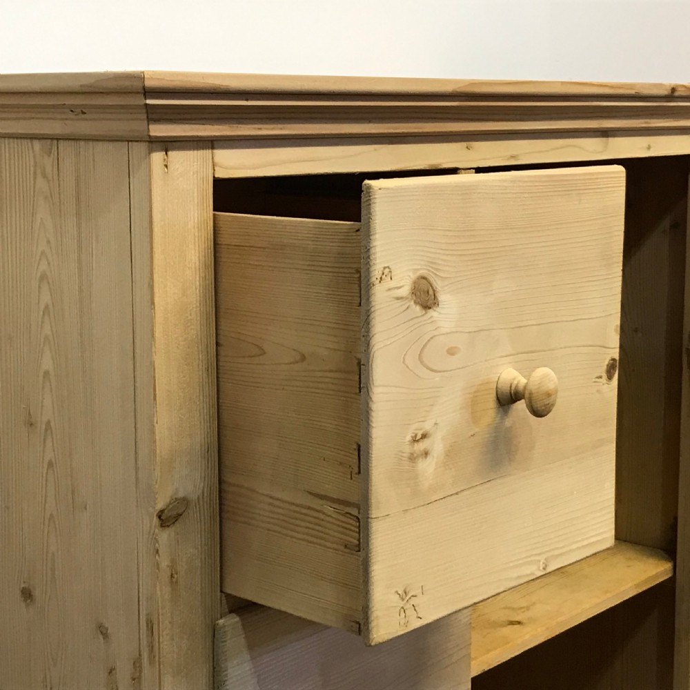 ANTIQUE PINE FARMHOUSE LARDER CUPBOARD View VII