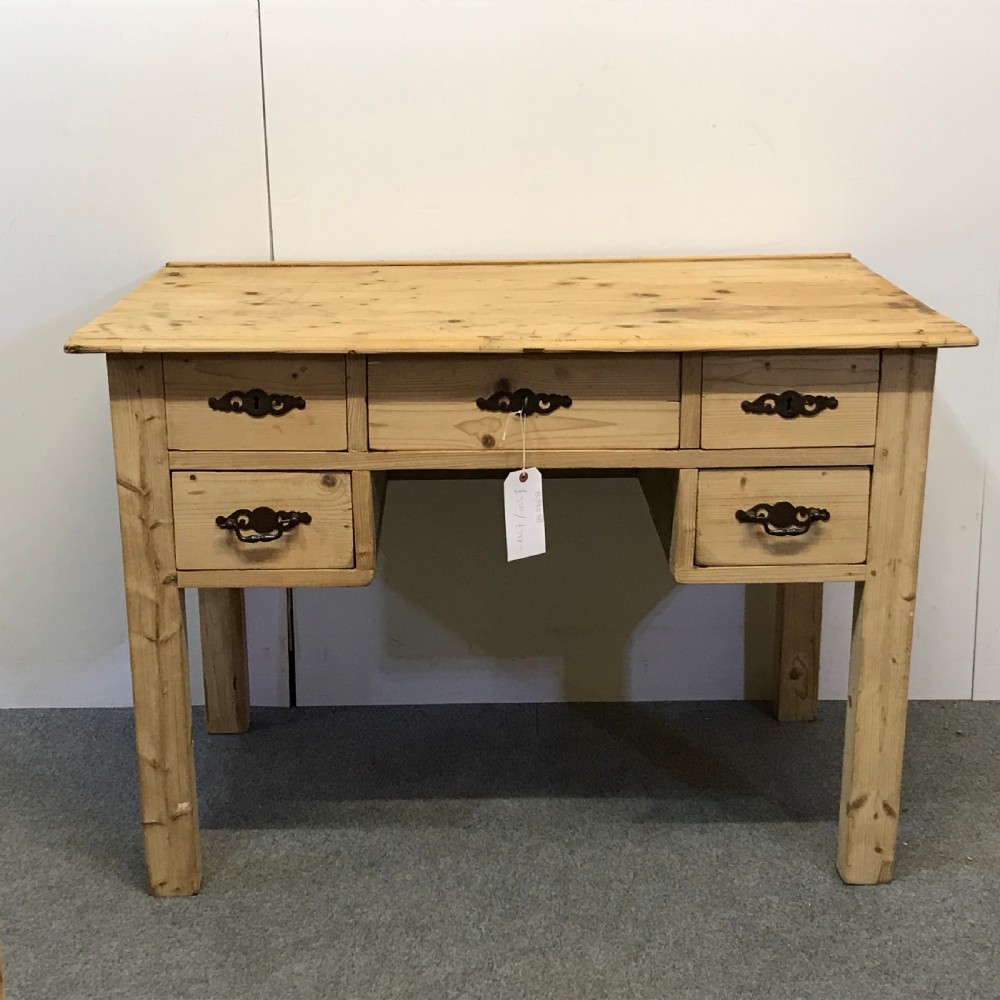 OLD PINE WRITING DESK