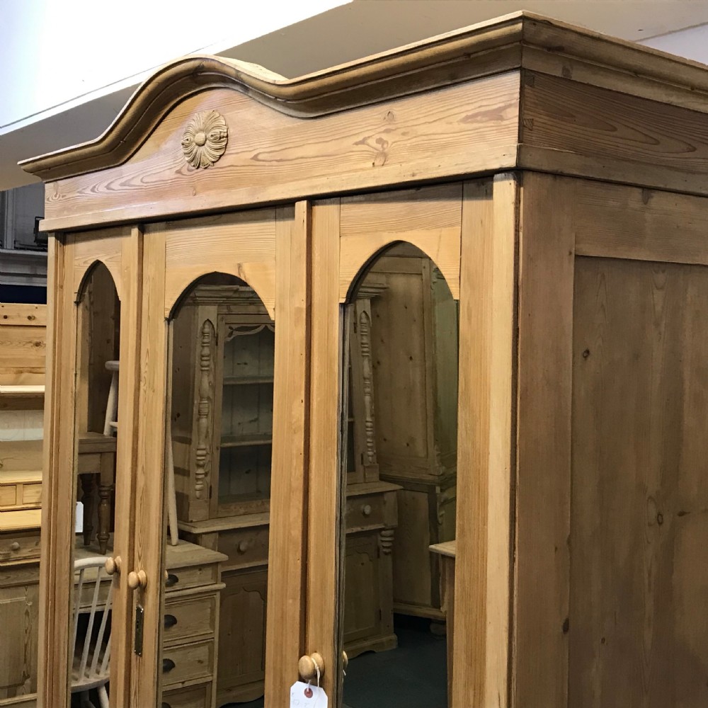 DEEP ANTIQUE PINE TRIPLE MIRRORED WARDROBE (DISMANTLES) View VIII