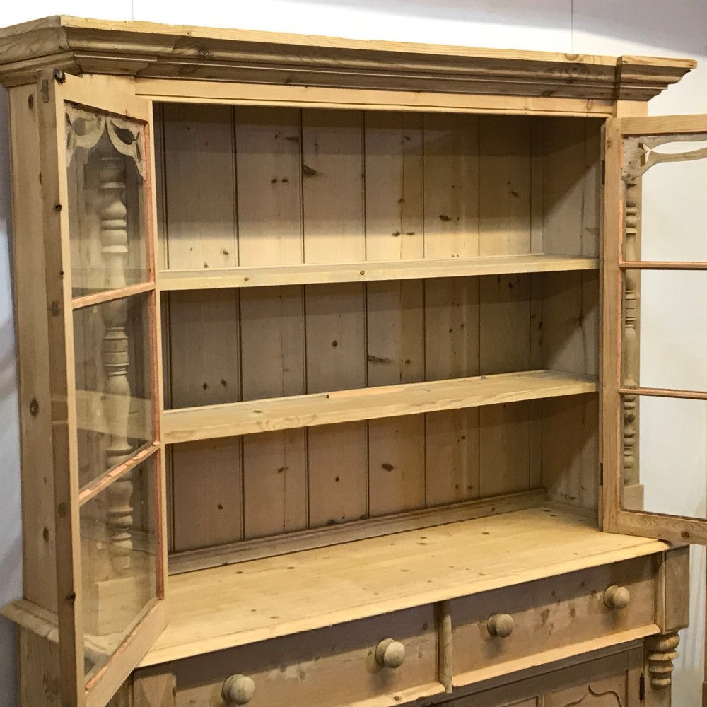 Late Victorian English Pine Glazed Display Dresser View VI