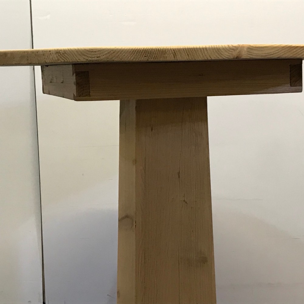 ANTIQUE PINE PEDESTAL TABLE  View III
